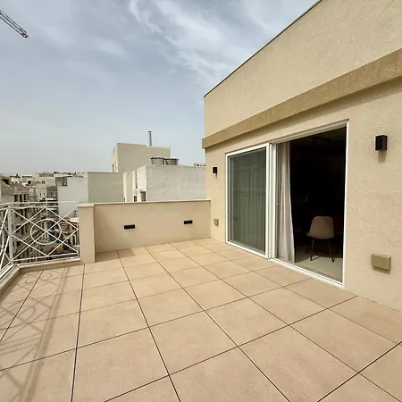 Apartment Juliet Residence, Penthouse , Your Away From In By Sf Homes *