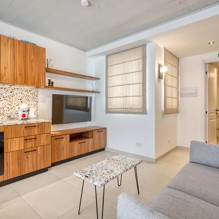 Daire Juliet Residence, Penthouse , Your Away From In By Sf Homes *