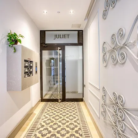 Juliet Residence, Penthouse , Your Away From In By Sf Homes Daire
